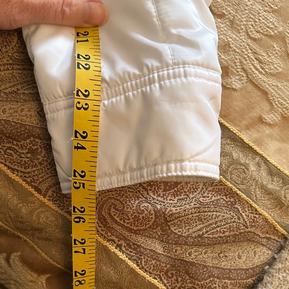 Tommy Hilfiger Women's white trucker Puffer Jacket - Picture 7 of 9